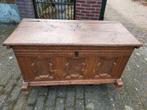 Antieke eiken dekenkist, te dateren 19e eeuw., Ophalen