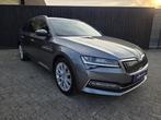 Skoda Superb Combi 1.4 TSI iV Business Edition (bj 2022), Stof, Gebruikt, 4 cilinders, Origineel Nederlands