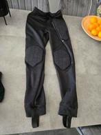 Voetbal broek 10 a 11 jaar, Ophalen of Verzenden, Zo goed als nieuw, Jongen of Meisje, Broek