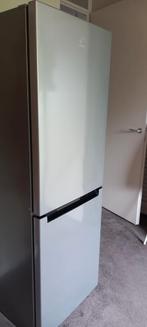 Indesit koel/vries combinatie RVS, Witgoed en Apparatuur, Koelkasten en IJskasten, Ophalen, 200 liter of meer, Met aparte vriezer