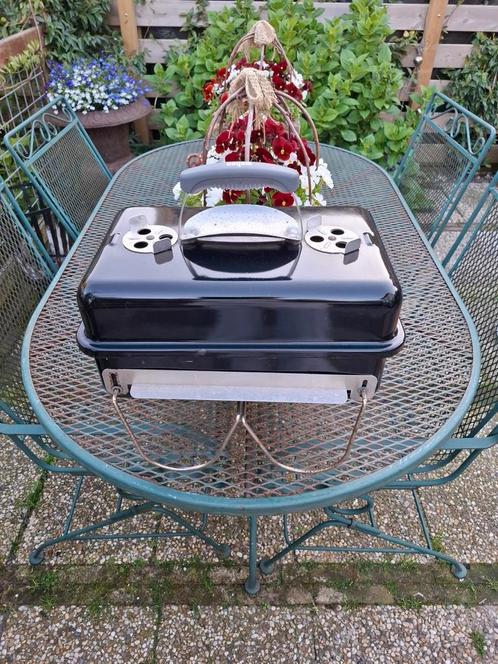 Weber- Go-Anywhere, Tuin en Terras, Houtskoolbarbecues, Gebruikt, Ophalen