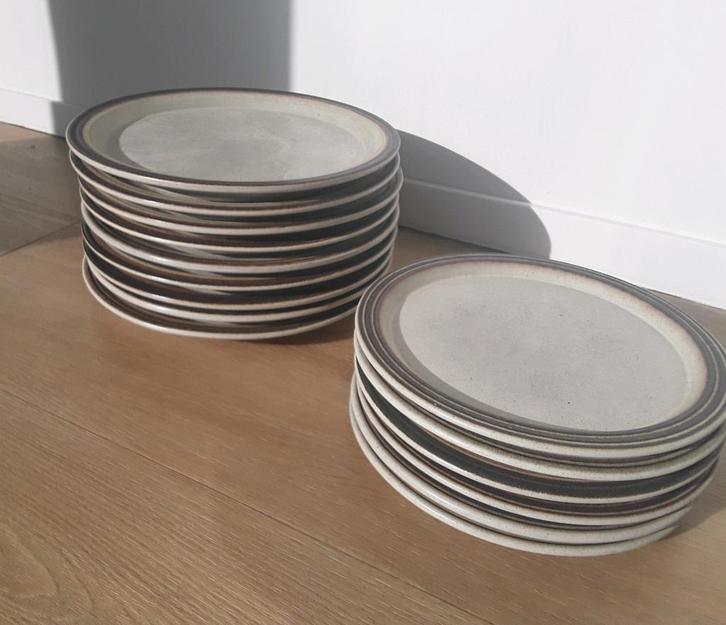 Vintage borden Gerzit Germany, prijs per stuk, Huis en Inrichting, Keuken | Servies, Gebruikt, Bord(en), Overige stijlen, Aardewerk