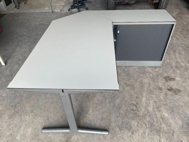 Prachtig Ahrend bureau Type Mehes met uniek Jaloeziekastje, Huis en Inrichting, Bureaus, Gebruikt, Bureau, Ophalen