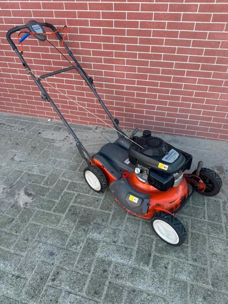 Husqvarna mulch grasmaaier, Tuin en Terras, Grasmaaiers, Benzine-grasmaaier, Cirkelmaaier, Mulchfunctie, Ophalen