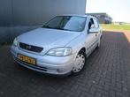 Opel Astra 1.6 Edition, 8V, sedan, Airco, Auto's, Voorwielaandrijving, 1063 kg, 4 cilinders, Handgeschakeld