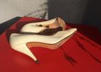 Witte Bruno Magli Boligna Italiaanse geheel leren pumps, Wit, Ophalen of Verzenden, Schoenen met hoge hakken, Bruno Magli Boligna