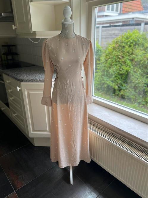Romantische (Avond)jurk M/(S)  36/38, Kleding | Dames, Jurken, Zo goed als nieuw, Maat 36 (S), Roze, Onder de knie, Verzenden