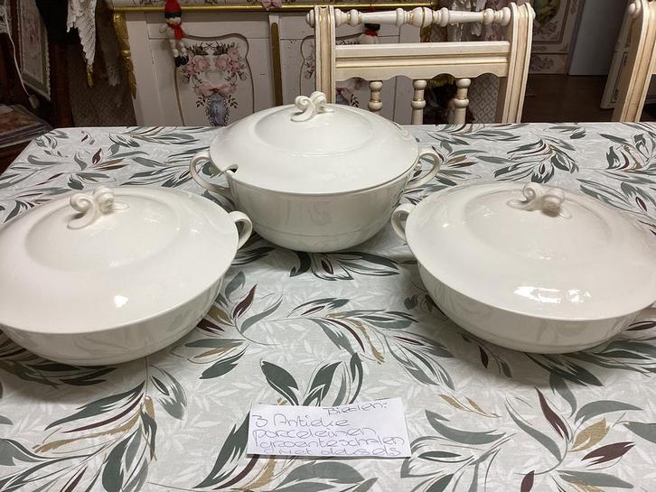 Groenteschalen 3 stuks, Antiek en Kunst, Antiek | Servies compleet, Ophalen of Verzenden