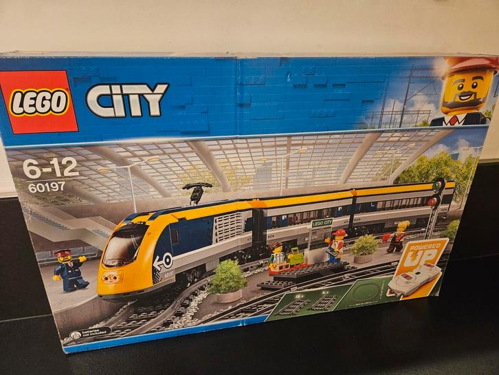 LEGO City Passagierstrein 60197 - Complete Set, Kinderen en Baby's, Speelgoed | Duplo en Lego, Zo goed als nieuw, Lego, Complete set