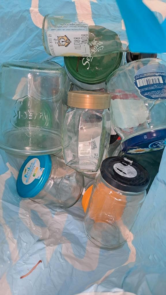 Gratis glazen potjes - diverse formaten, Huis en Inrichting, Keuken | Keukenbenodigdheden, Ophalen