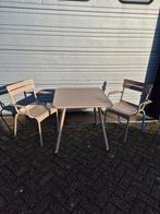 Fermob Luxembourg tafel 80x80 +2 armstoelen nutmeg, Ophalen