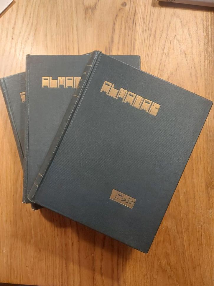 3 Wageningsche studenten corps almanak 1924 1925 1927, Boeken, Geschiedenis | Vaderland, Gelezen, Ophalen of Verzenden