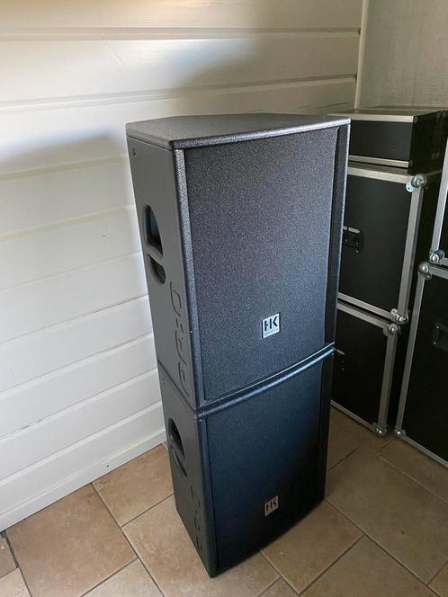 HK Audio 2x of 4x 15inch top speakers, versterker & kabels, Audio, Tv en Foto, Versterkers en Receivers, Stereo, 120 watt of meer