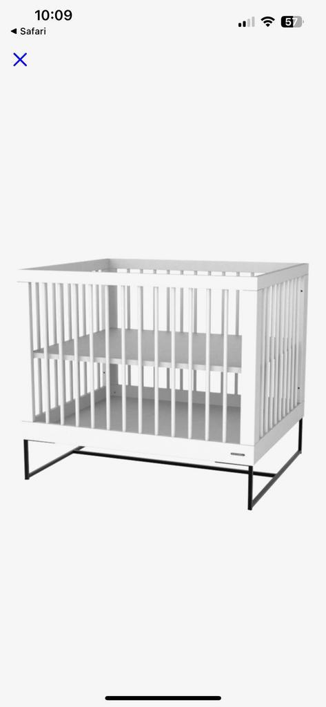 Kidsmill modular box wit met zwart ijzeren onderstel, Kinderen en Baby's, Boxen, Zo goed als nieuw, Ophalen