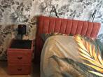 Elektrisch verstelbaar bed 140x210 + 2 nachtkastjes, Huis en Inrichting, Ophalen, Bruin, 210 cm, Tweepersoons