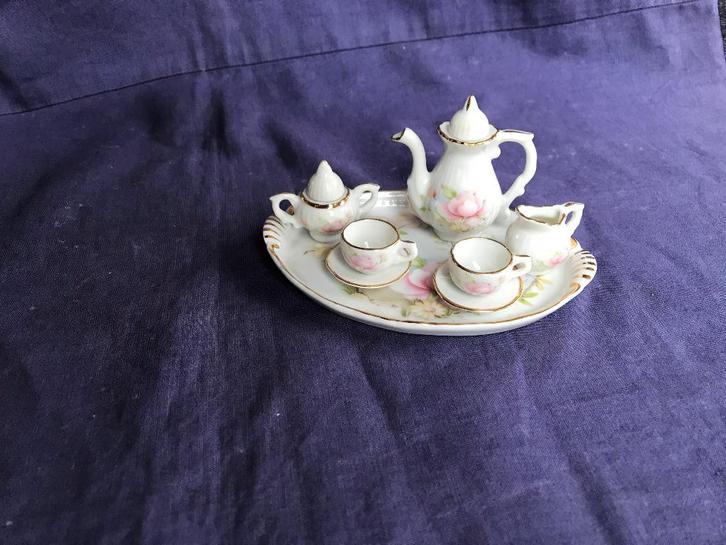 PORART koffie-/theeserviesje ( miniatuur), Verzamelen, Porselein, Kristal en Bestek, Zo goed als nieuw, Overige typen, Porselein