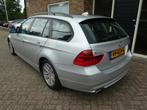 BMW 3-serie Touring 318i Business Line navi / Dealeronderhou, Auto's, BMW, Zwart, Origineel Nederlands, Handgeschakeld, 1405 kg