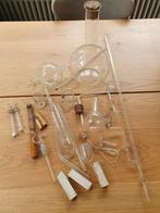 Glaswerk apotheek scheikunde laboratorium, Ophalen