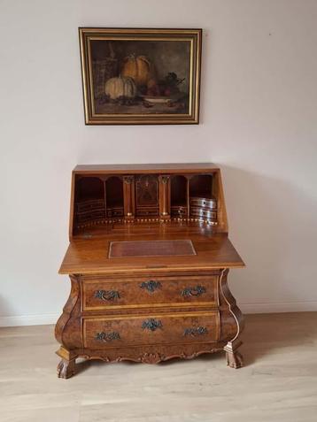 Antiek Barok Bureau met Klep beschikbaar voor biedingen