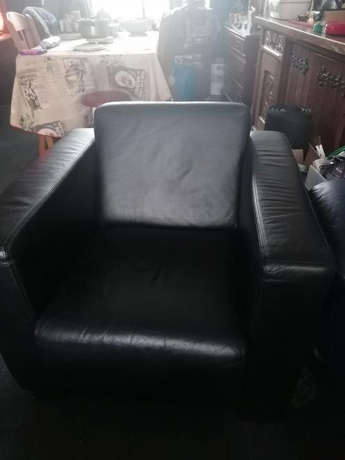 Fauteuils zwart leer zitten heerlijk stevig en zacht leer., Huis en Inrichting, Fauteuils, Zo goed als nieuw, Leer, 50 tot 75 cm