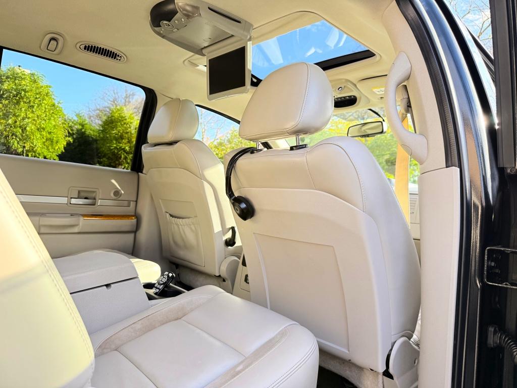 Chrysler Grand Voyager 5.7 V8 HEMI LIMITED 4X4 AWD YOUNGTIME, Auto's, Chrysler, Automaat, Gebruikt, Grand Voyager, Lichtsensor