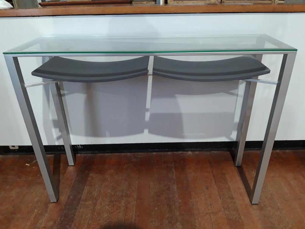 Modern design sidetable, metaal en glas, Huis en Inrichting, Tafels | Sidetables, Ophalen, 100 tot 150 cm, Glas, 25 tot 50 cm