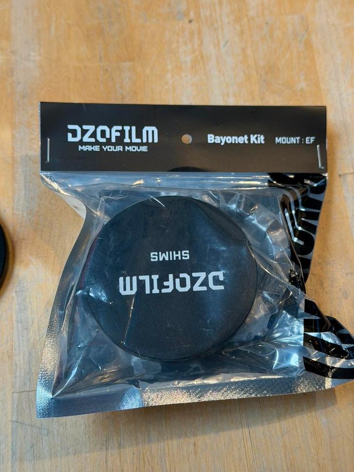 Dzofilm EF bayonet voor Vespid, Pictor en Arles lenzen, Audio, Tv en Foto, Professionele Audio-, Tv- en Video-apparatuur, Zo goed als nieuw