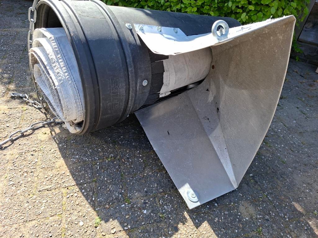 Stortkoker met slurf - Ideaal voor bouwafval, Ophalen