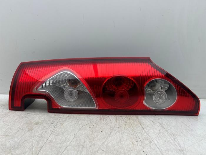 Achterlicht rechts van een Renault Kangoo, Auto-onderdelen, Verlichting, Gebruikt, -, Renault, -