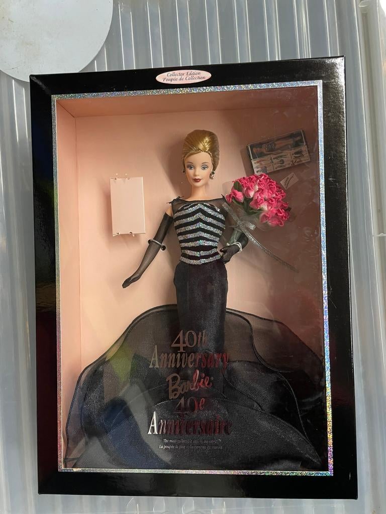 40 jaar Barbie Mattel met mini Barbie MIB, Verzamelen, Poppen, Ophalen of Verzenden, Nieuw, Fashion Doll