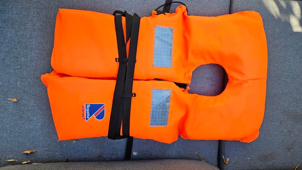 Regatta 70+kg reddingsvest, Ophalen of Verzenden, Zo goed als nieuw, Kind, Reddingsvest of Zwemvest