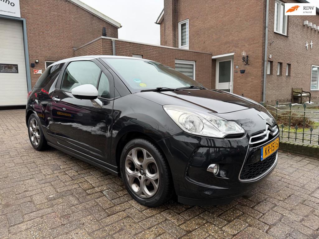 Citroen DS3 1.6 So Chic in White, Auto's, Citroën, Voorwielaandrijving, Euro 5, 4 cilinders, Zwart