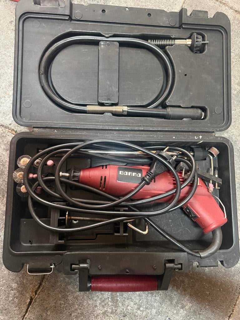 Dremel Gamma met accessoires en flexibele as, Ophalen, Gebruikt, Minder dan 700 watt, Rechte handslijpmachine