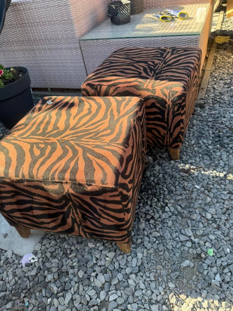 Poefjes, Huis en Inrichting, Ophalen, Zo goed als nieuw, Rechthoekig, 125 cm of meer