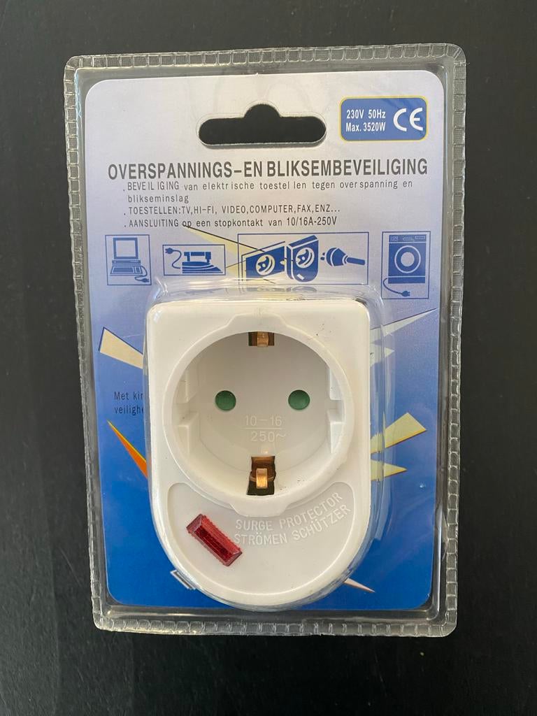 Nieuwe Overspannings- en Bliksembeveiliging Stekker, Ophalen of Verzenden, Nieuw