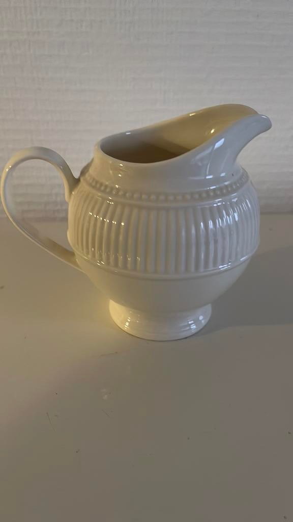 Kannetje Wedgwood Windsor, Antiek en Kunst, Antiek | Servies los, Ophalen of Verzenden