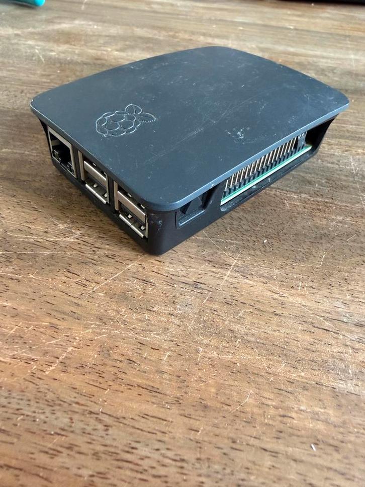 Raspberry Pi 3B met behuizing en koeling, Computers en Software, Desktop Pc's, Gebruikt, Minder dan 2 Ghz, Minder dan 4 GB, Ophalen of Verzenden