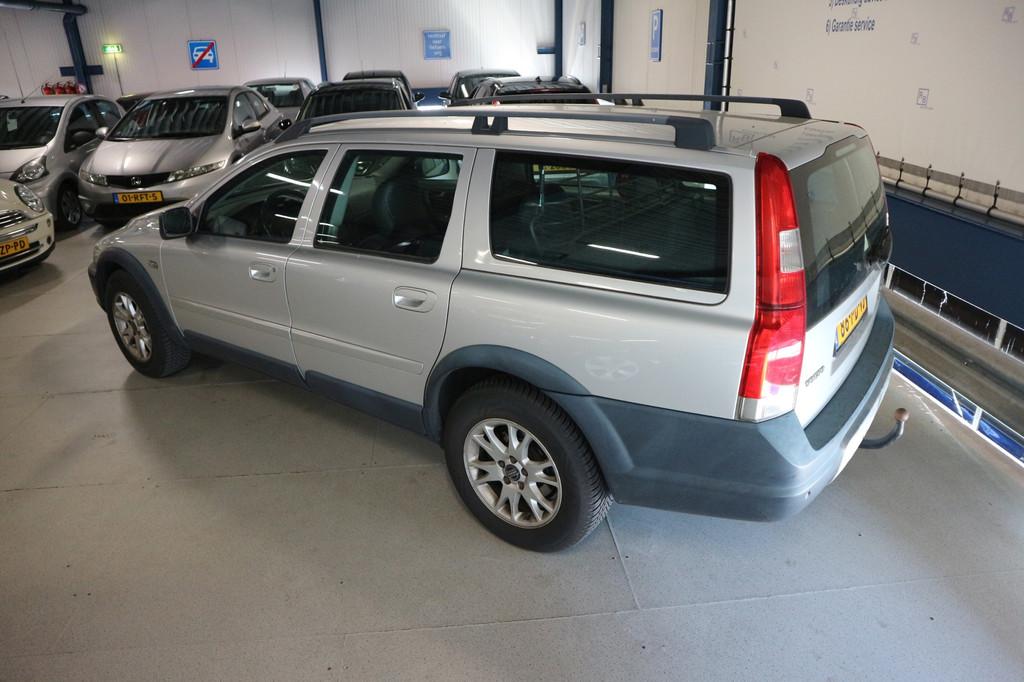 Volvo XC70 2.5 T Geartronic / LEER / NAV / NAP KM STAND / DI, XC70, 2521 cc, Origineel Nederlands, Euro 4