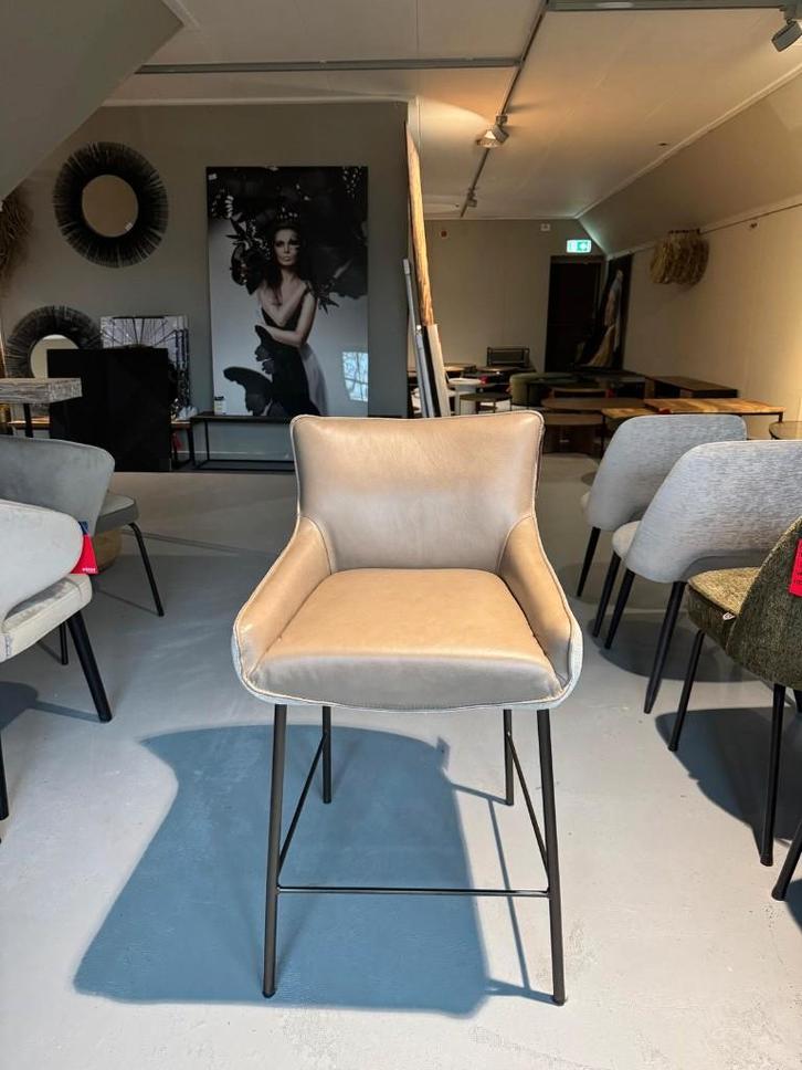 Barkruk Herre l Whoon | Meubilex l van €2036,- voor €1149,-, Huis en Inrichting, Barkrukken, Nieuw, 60 tot 90 cm, Leer, Metaal