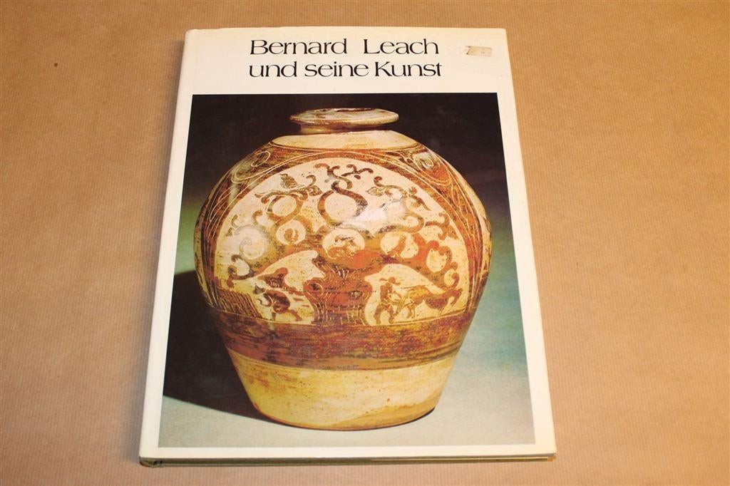 Bernard Leach en zijn Kunst [1979] — Groot Formaat Kunstboek, Ophalen of Verzenden, Gelezen