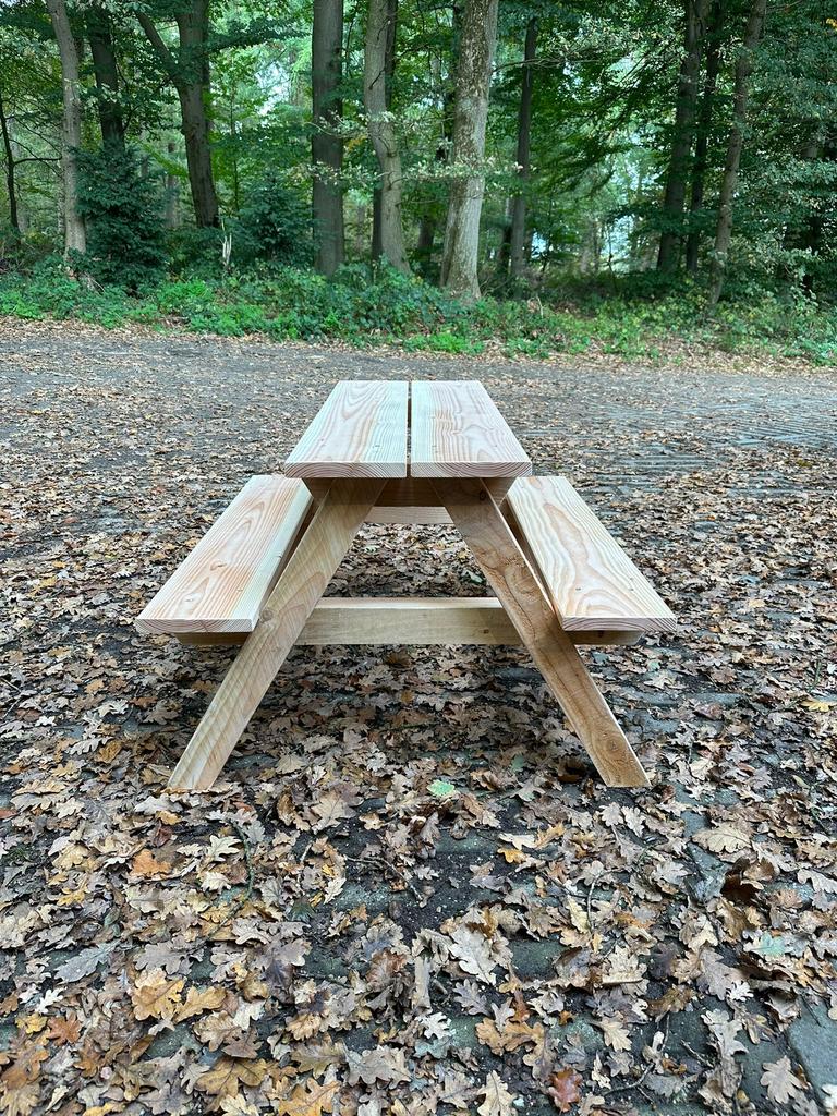 Nieuwe picknicktafel van douglas hout, Ophalen, Zo goed als nieuw, Rechthoekig, Hout