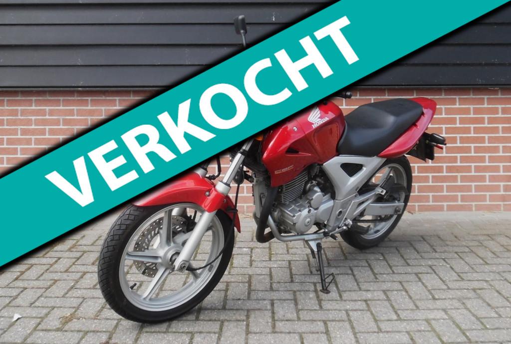 Honda Tour Verkocht CBF250 CBF 250 10-2005 24.100km nette mo, Bedrijf, Toermotor, Customer.service@honda-eu.com, Rivium Boulevard 222A Crystal Building B-unit, B11.2
2909LK  Capelle aan den IJssel, NL