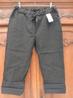 Nieuwe zwarte Bermuda met elastiek in de tailleband, Ophalen of Verzenden