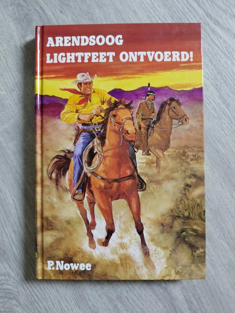 Paul Nowee - Lightfeet ontvoerd! Nummer 62, Ophalen of Verzenden, Gelezen, Paul Nowee, Fictie algemeen