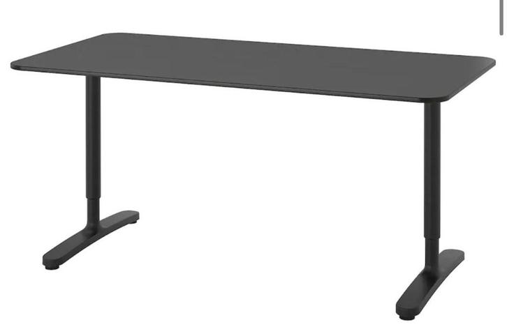 MOET NU WEG: Zwart bureau: IKEA / Bekant / 160x60cm, Huis en Inrichting, Bureaus, Gebruikt, Bureau, Ophalen