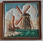 Tegel van de porceleyne fles korenmolen en een bootje, Antiek en Kunst, Ophalen of Verzenden