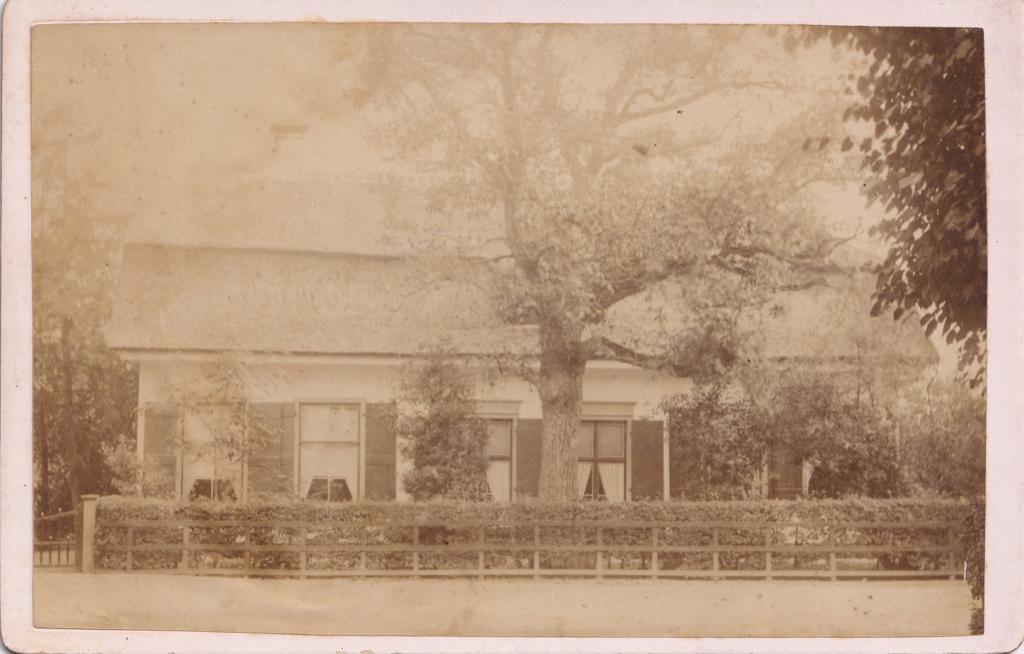 kabinetfoto locatie onbekend ca1900  Sanders Groningen, Gebruikt, Foto, Ophalen of Verzenden, Voor 1940
