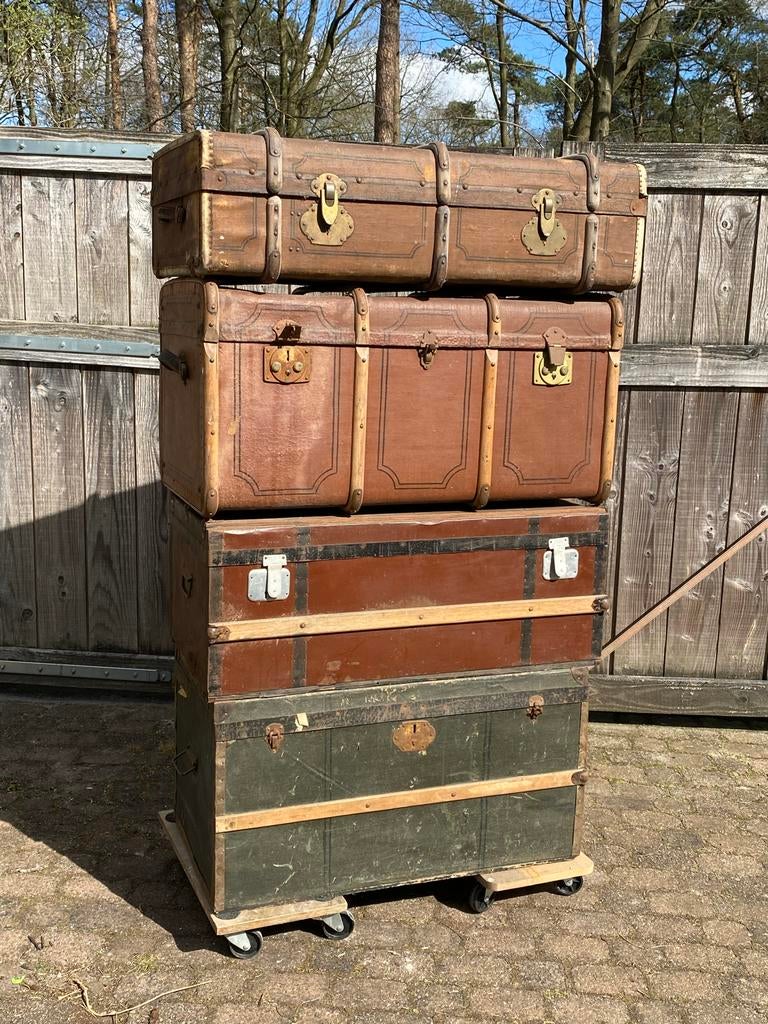 Vier hutkoffers, Ophalen, Gebruikt, 50 tot 100 cm, 75 tot 100 cm