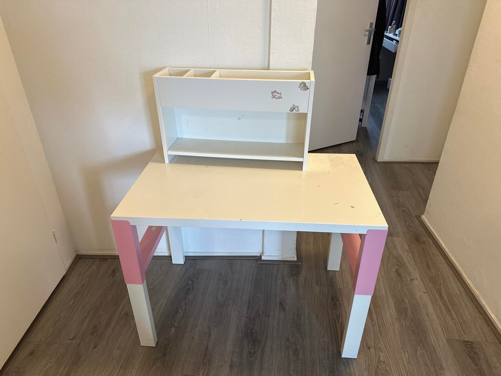 Kinderbureau met opzetstuk - wit/roze, Huis en Inrichting, Bureaus, Gebruikt, Kinderbureau, Spaanplaat of MDF, Wit, Opzetstuk