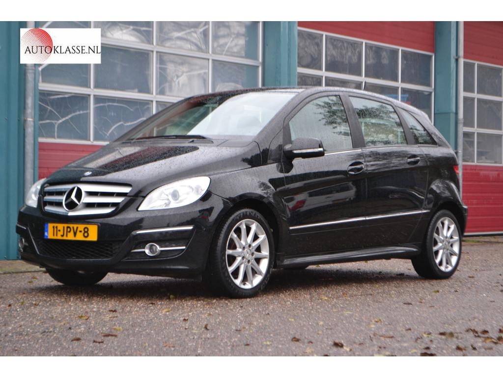 Mercedes-Benz B-Klasse 160 BlueEFFICIENCY (bj 2009), Voorwielaandrijving, Euro 5, Stof, Zwart